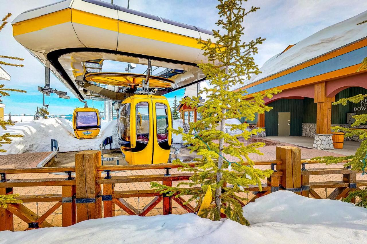 Bears Paw 5 Holiday home Big White Ski Resort
